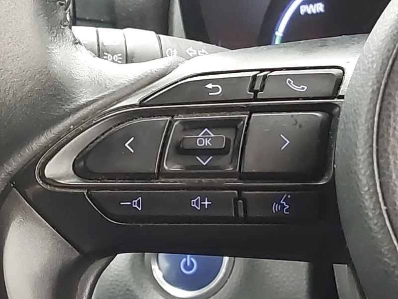 Used Toyota Yaris Cross 2022 for sale - 76506832: Photo 11