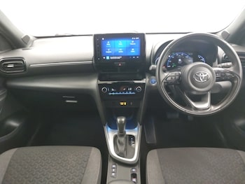 Used Toyota Yaris Cross 2022 for sale - 79001371: Photo