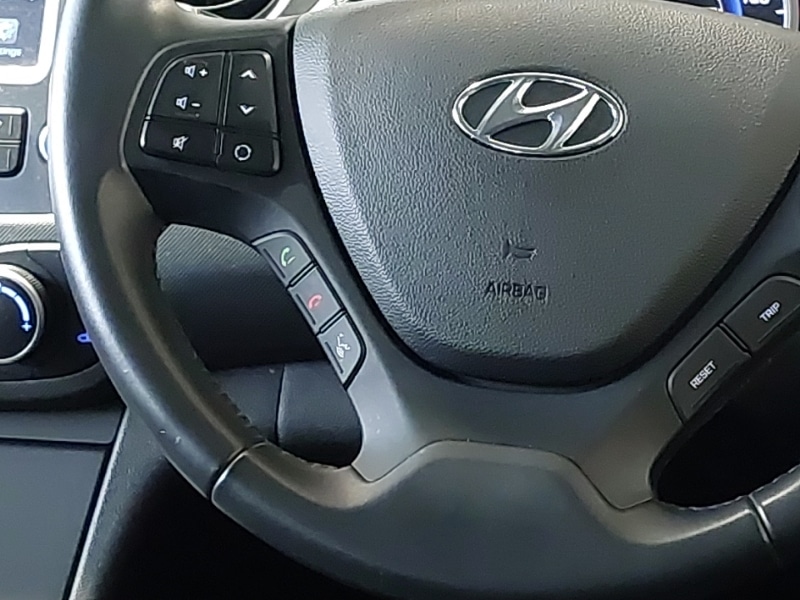 Used Hyundai i10 2019 for sale - 77623463: Photo 10