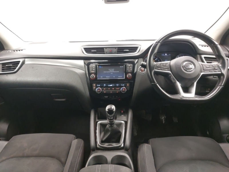 Used Nissan Qashqai 2018 for sale - 77371127: Photo 2
