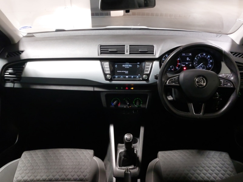 Used Skoda Fabia 2018 for sale - 77352566: Photo 2