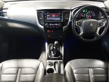 Used Mitsubishi L200 2018 for sale - 77209109: Photo