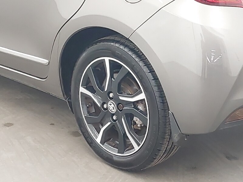 Used Toyota Yaris 2016 for sale - 77947700: Photo 9