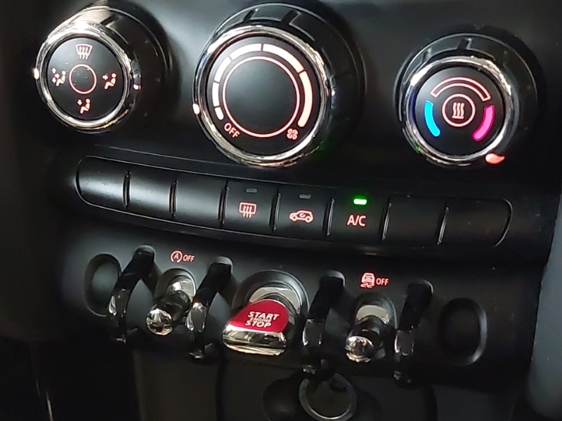 Used MINI Hatch 2018 for sale - 77832476: Photo 15