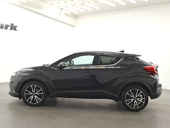 Used Toyota C-HR 2017 for sale - 79044345: Photo