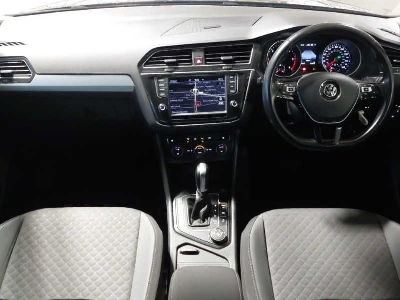 Used Volkswagen Tiguan 2017 for sale - 77189759: Photo 2