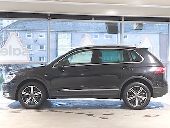 Used Volkswagen Tiguan 2017 for sale - 77189759: Photo