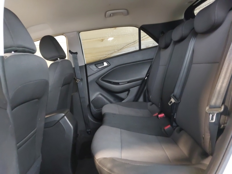 Used Hyundai i20 2020 for sale - 76606224: Photo 6