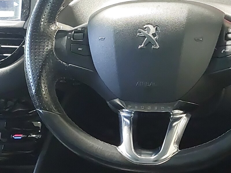 Used Peugeot 208 2013 for sale - 77644278: Photo 10