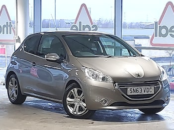 Used Peugeot 208 2013 for sale - 77644278: Photo