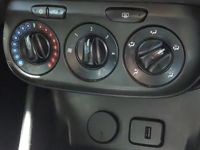 Used Vauxhall Corsa 2017 for sale - 77357915: Photo 13