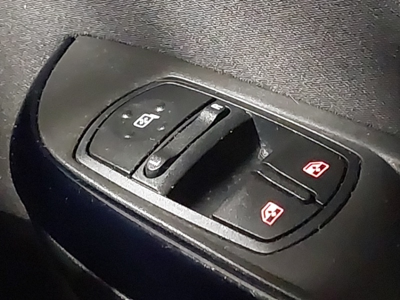 Used Vauxhall Corsa 2017 for sale - 77357915: Photo 18