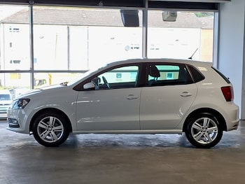 Used Volkswagen Polo 2017 for sale - 79243210: Photo
