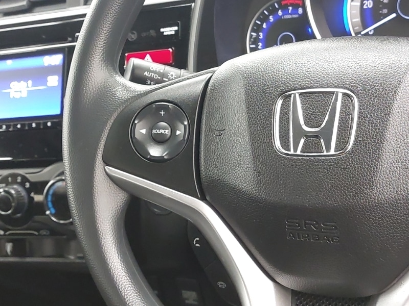 Used Honda Jazz 2017 for sale - 76160498: Photo 11