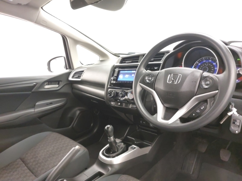 Used Honda Jazz 2017 for sale - 76160498: Photo 18