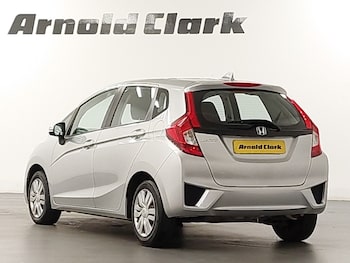 Used Honda Jazz 2017 for sale - 76160498: Photo