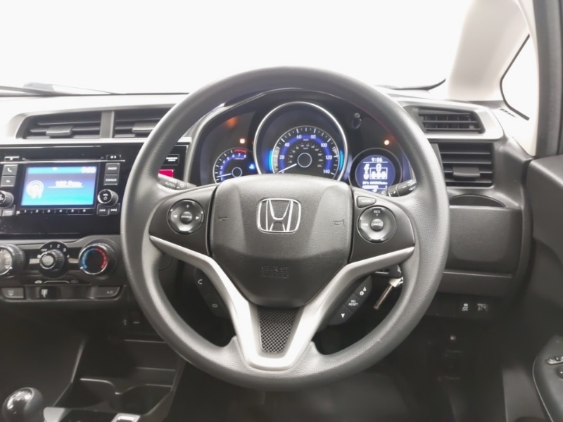Used Honda Jazz 2017 for sale - 76160498: Photo 7