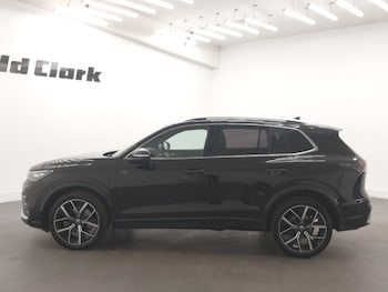 Used Volkswagen Tiguan 2024 for sale - 79134075: Photo