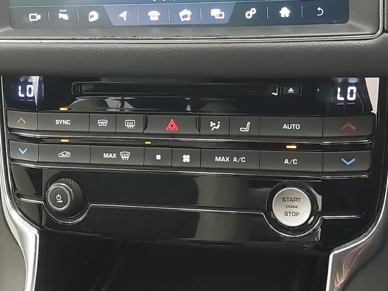 Used Jaguar XF 2017 for sale - 76066783: Photo 16