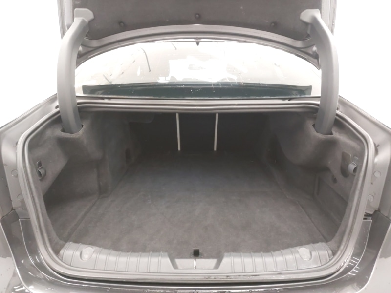 Used Jaguar XF 2017 for sale - 76066783: Photo 8