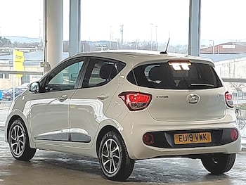 Used Hyundai i10 2019 for sale - 78085247: Photo