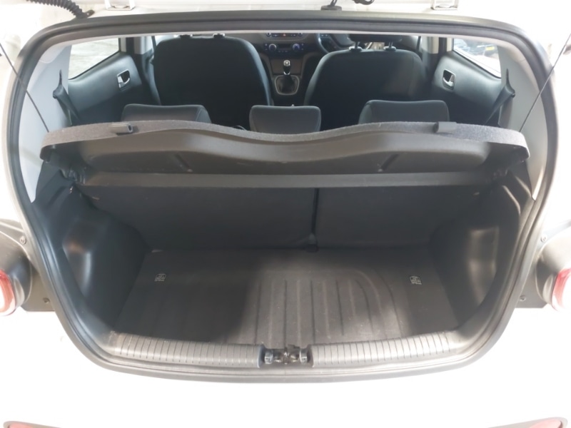 Used Hyundai i10 2019 for sale - 78085247: Photo 8