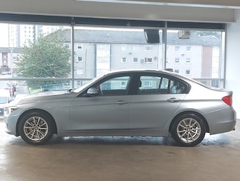 Used BMW 3 Series 2015 for sale - 76134787: Photo