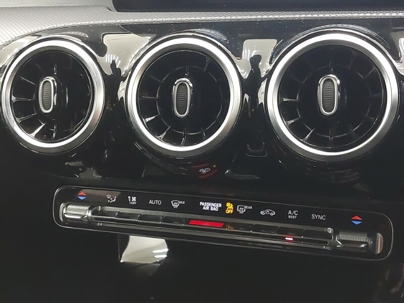 Used Mercedes-Benz A-Class 2018 for sale - 77933395: Photo 15