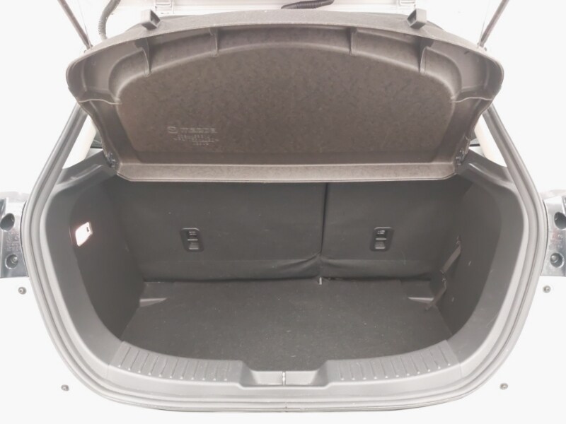 Used Mazda Mazda2 2023 for sale - 77761319: Photo 8