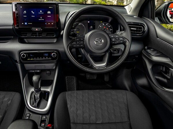 Used Mazda Mazda2 HYBRID 2025 for sale - 75205128: Photo 7