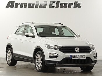 Used Volkswagen T-Roc 2018 for sale - 77466646: Photo