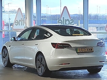 Used Tesla Model 3 2021 for sale - 77209125: Photo