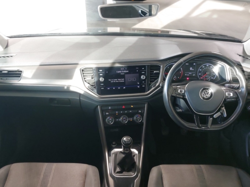 Used Volkswagen T-Roc 2018 for sale - 77694973: Photo 2