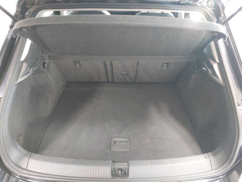 Used Volkswagen T-Roc 2018 for sale - 77694973: Photo 8