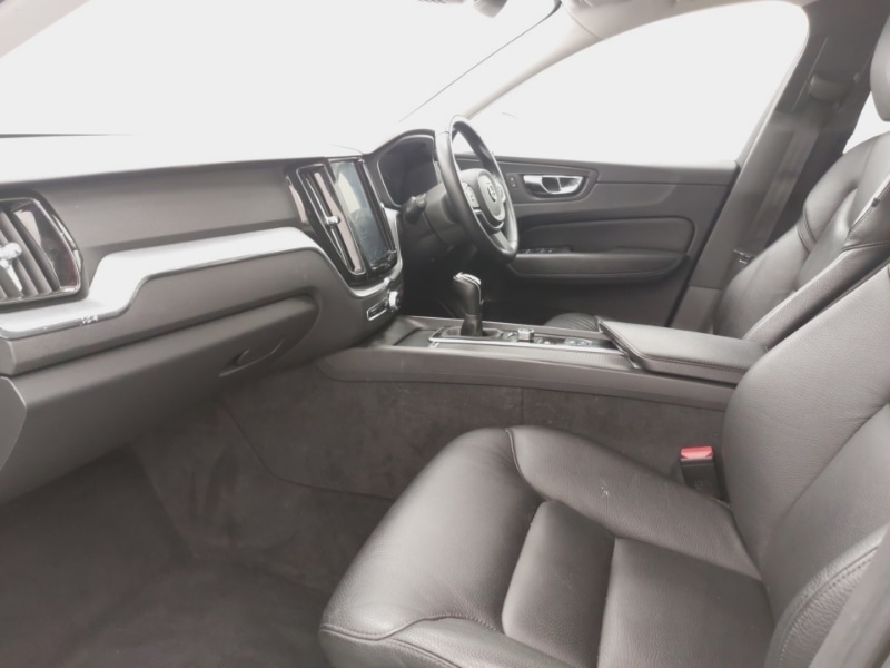 Used Volvo XC60 2018 for sale - 77173631: Photo 5