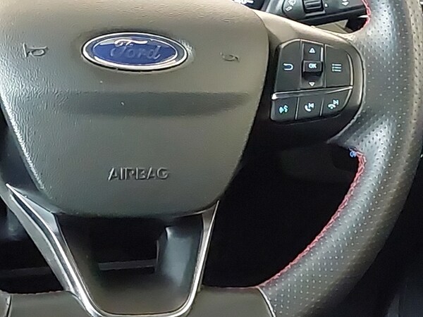 Used Ford Focus 2023 for sale - 75725737: Photo 11
