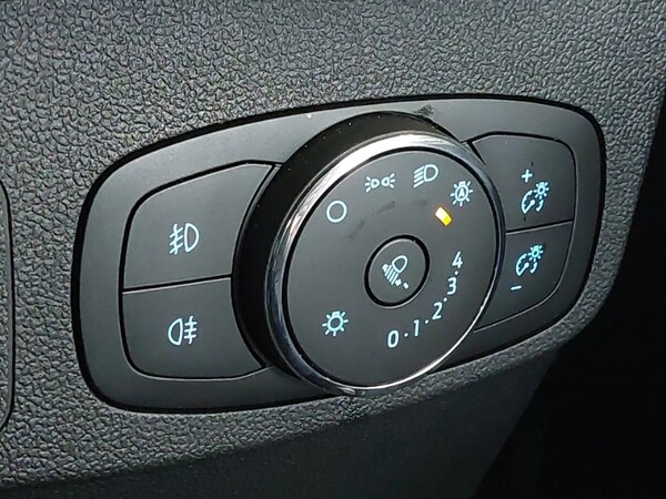 Used Ford Focus 2023 for sale - 75725737: Photo 16
