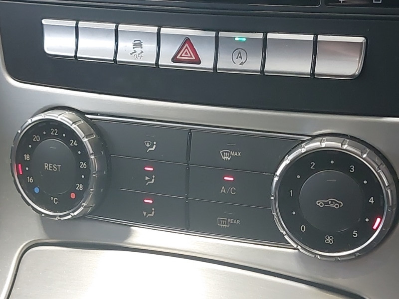 Used Mercedes-Benz SLK 2015 for sale - 76515236: Photo 13