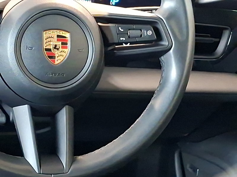 Used Porsche Taycan 2022 for sale - 78164119: Photo 11