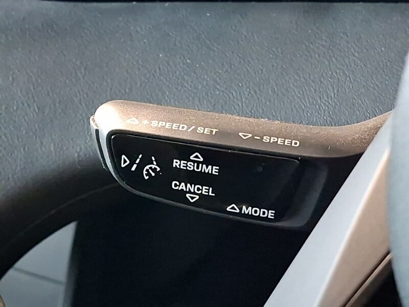 Used Porsche Taycan 2022 for sale - 78164119: Photo 17