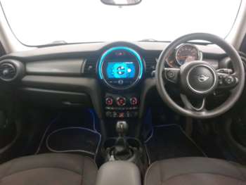 Used MINI Hatch 2019 for sale - 74595549: Photo
