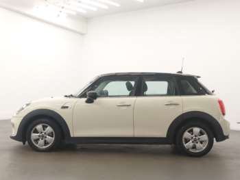 Used MINI Hatch 2019 for sale - 74595549: Photo
