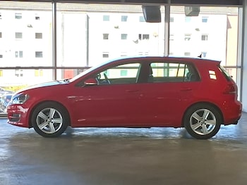 Used Volkswagen Golf 2017 for sale - 79624899: Photo