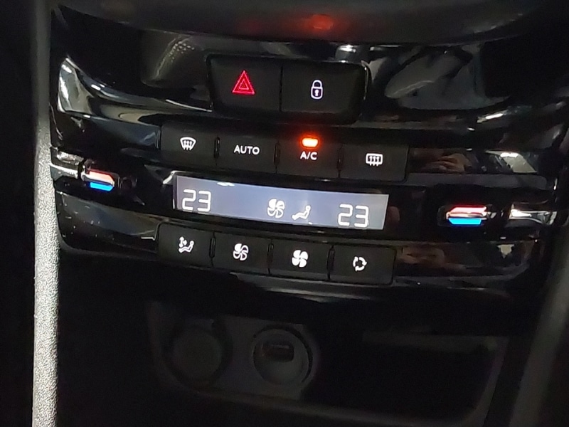 Used Peugeot 208 2018 for sale - 77750969: Photo 13