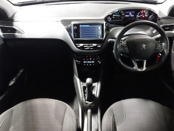 Used Peugeot 208 2018 for sale - 77750969: Photo