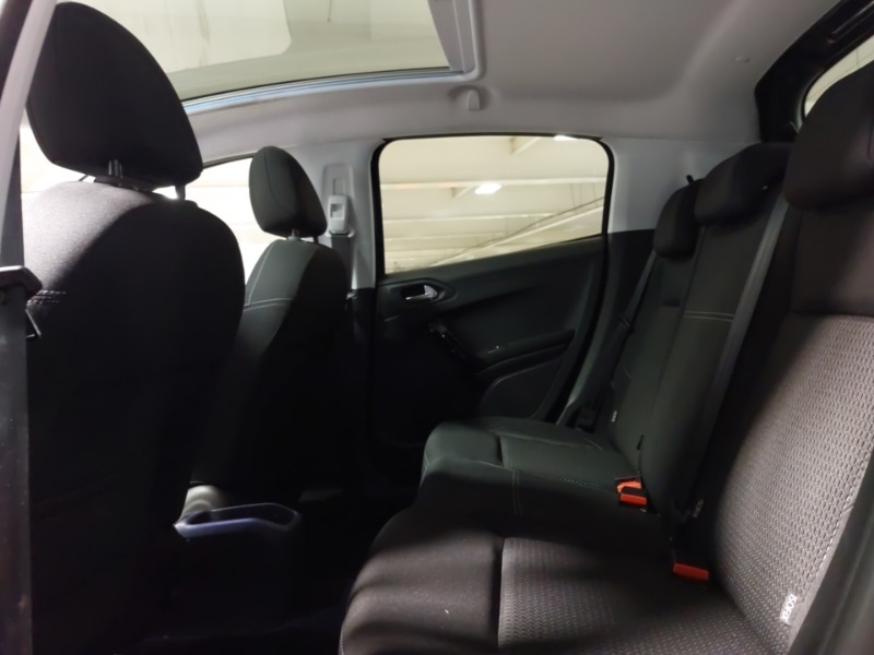 Used Peugeot 208 2018 for sale - 77750969: Photo 6