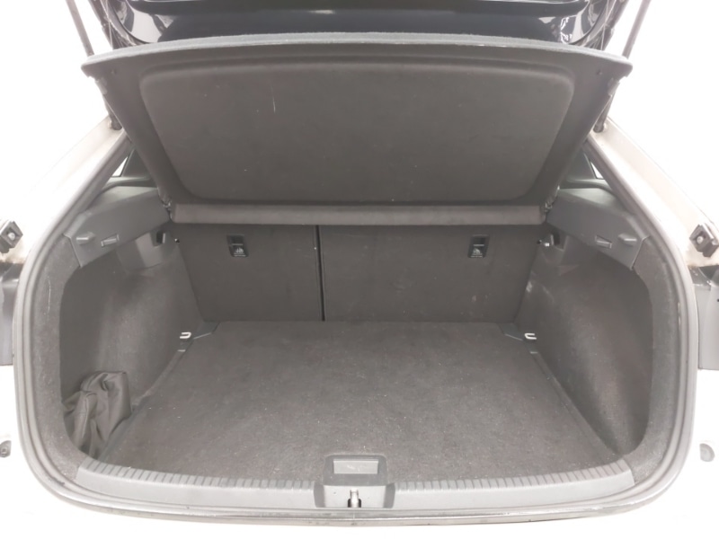 Used Volkswagen Taigo 2022 for sale - 76639328: Photo 8