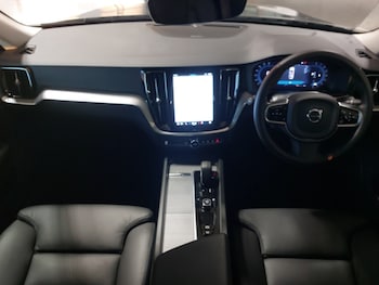 Used Volvo V60 2025 for sale - 77580081: Photo