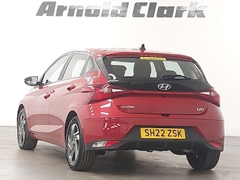 Used Hyundai i20 2022 for sale - 77252131: Photo