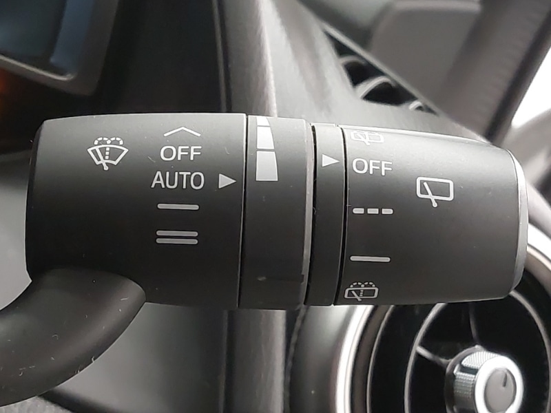 Used Mazda Mazda2 2023 for sale - 76427638: Photo 17